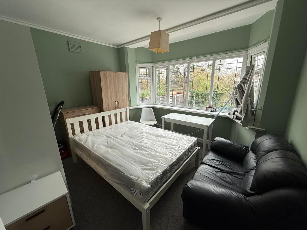 Additional image 3 of Flat 2 Weoley Court, 201 Gibbins Rd, West Midlands, B29