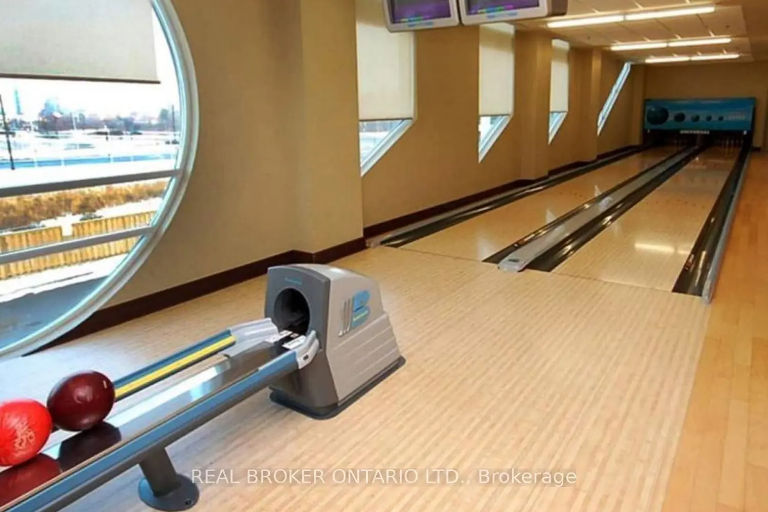 Additional image 16 of 335 Rathburn Road 312