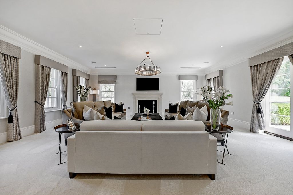 Additional image 26 of 7 bed villa to rentHeathfield Road, Burnham, Slough SL1