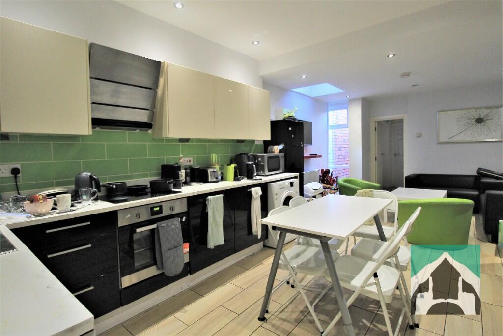 200 Tiverton Road, Selly Oak, Birmingham, B29 6BU