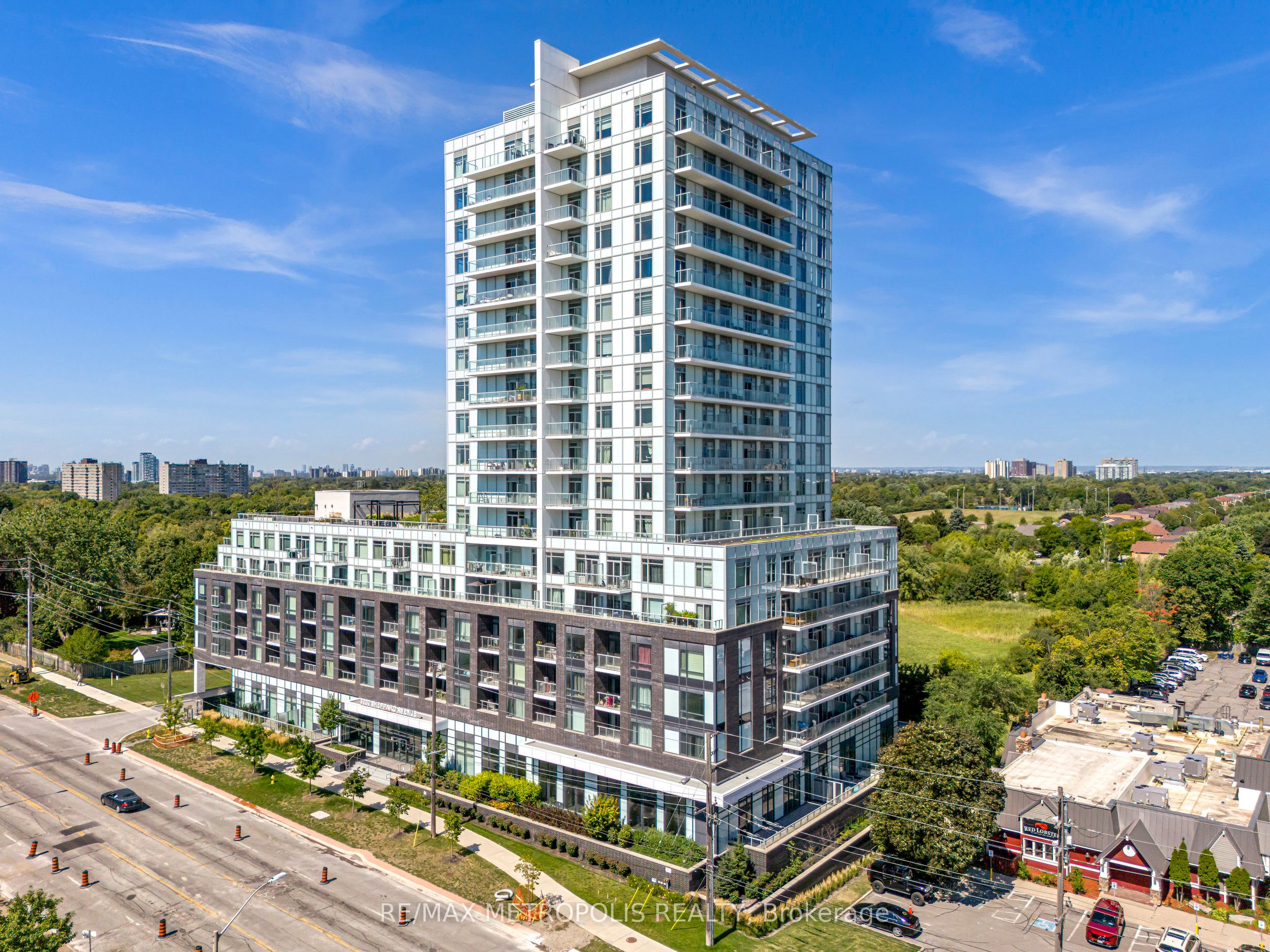 1310-3220 Sheppard Avenue E, Toronto, ON, M1T 0B7