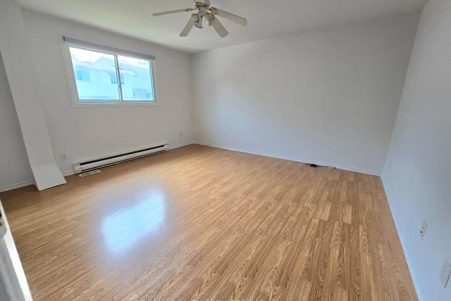 Additional image 11 of 441 Parkview Crescent