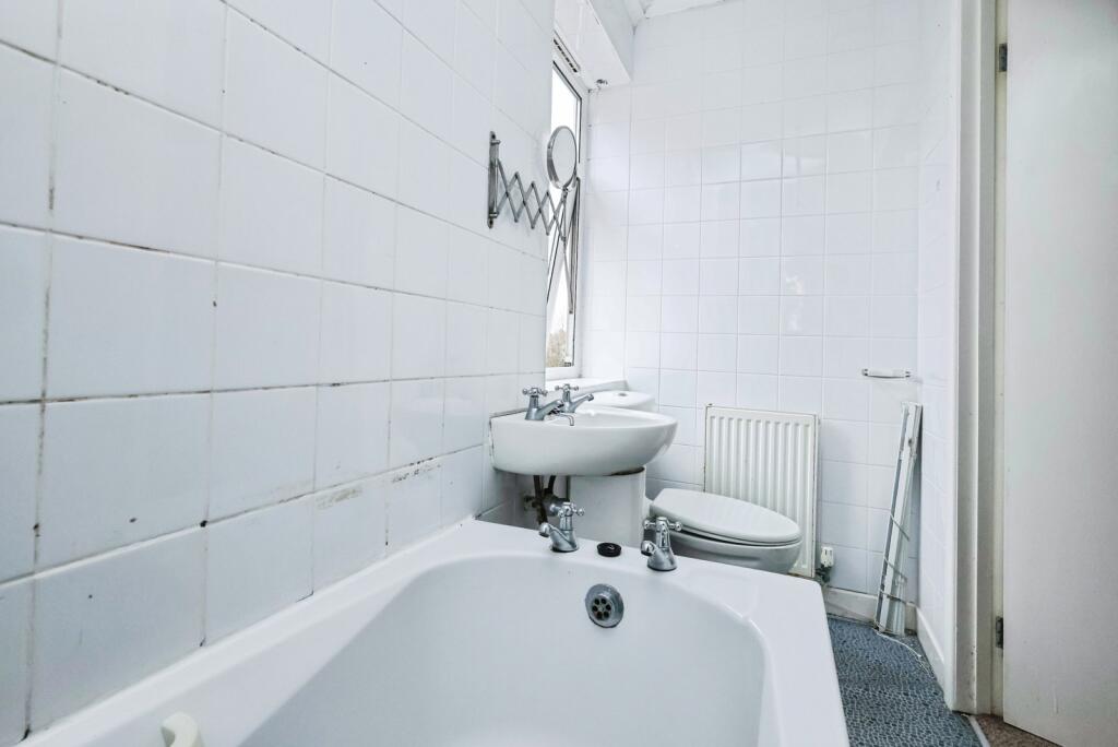 Additional image 9 of Warwards Lane, Birmingham, B29