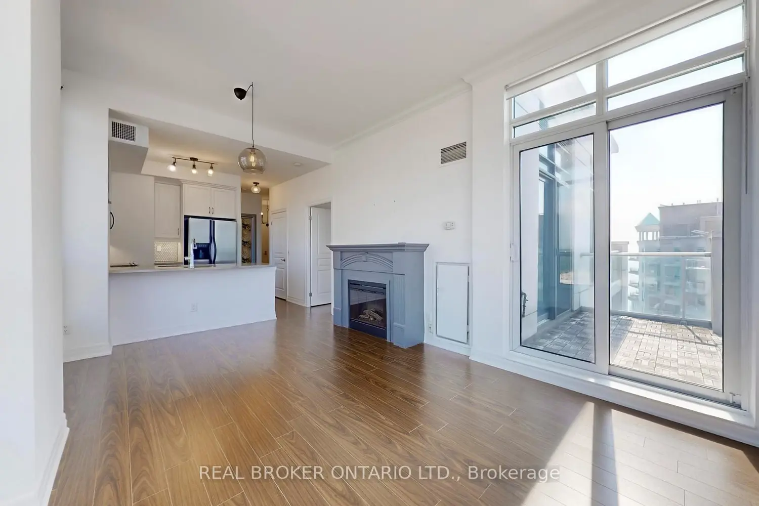 Additional image 6 of 2087 Lake Shore Boulevard Ph7