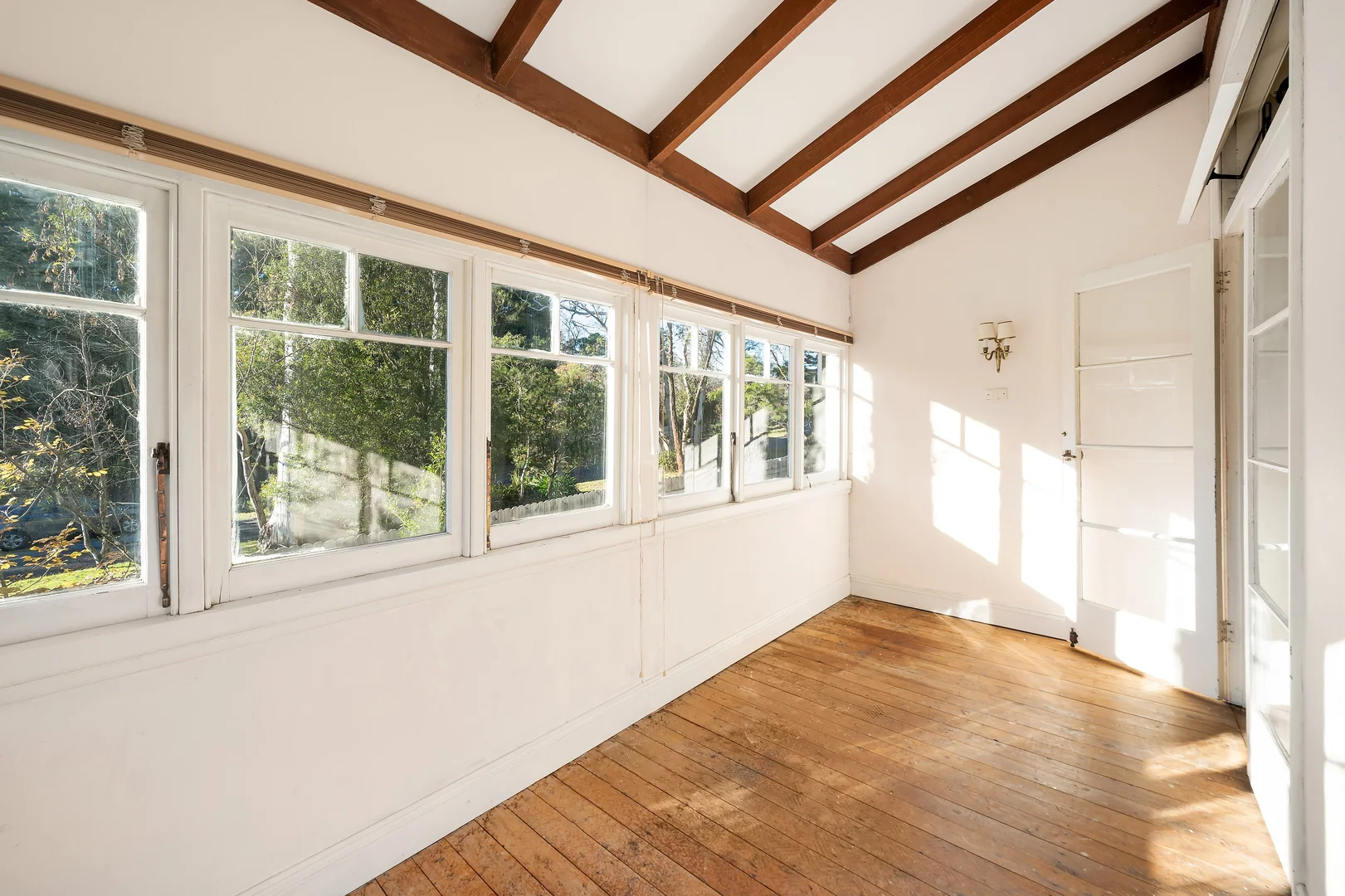 Additional image 4 of 68 Fletcher Street, Wentworth Falls NSW 2782