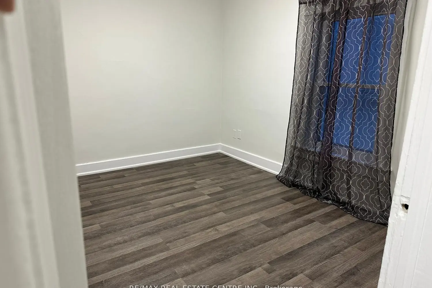 Additional image 10 of 18 Forks Road