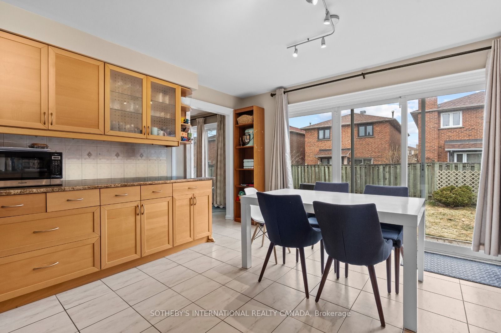 Additional image 6 of 388 Brownridge Drive, Vaughan, ON, L4J 5Y2