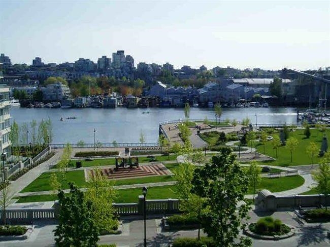 603-455 Beach Crescent, Vancouver, BC, V6Z 3E5