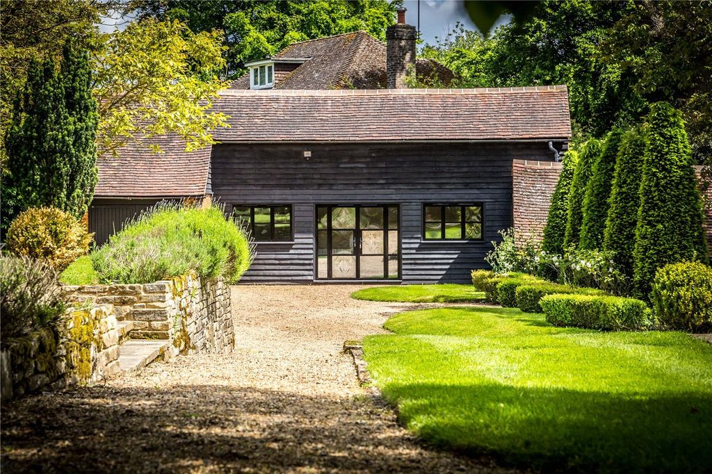 Additional image 21 of 6 bed detached house to rentBalchins Lane, Westcott, Dorking, Surrey RH4