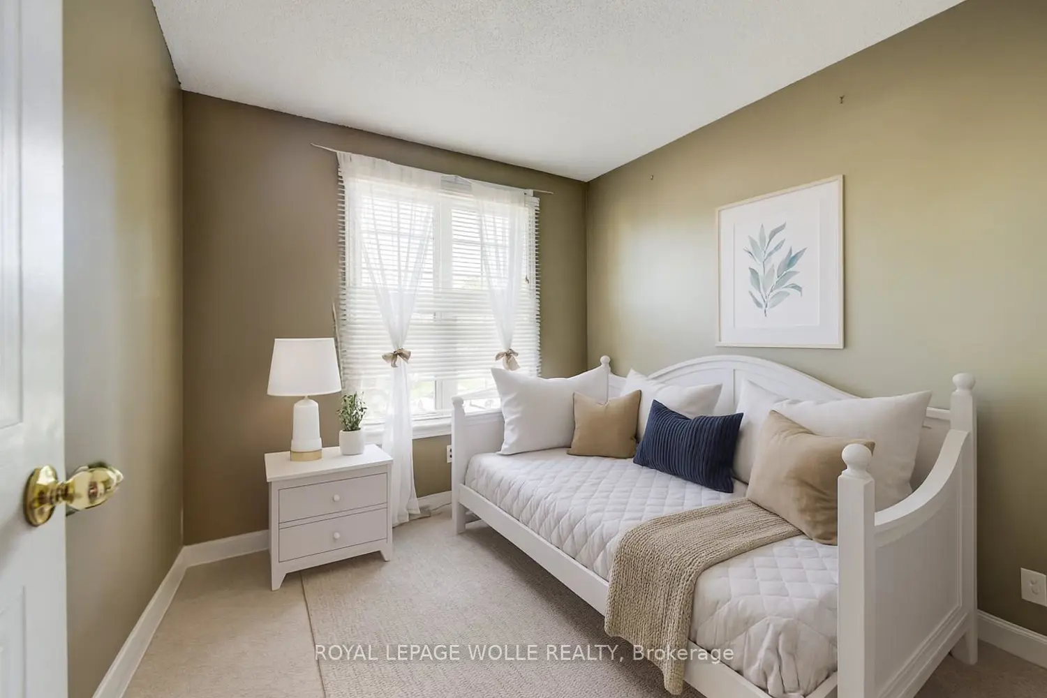 Additional image 3 of 465 Woolwich Street 17