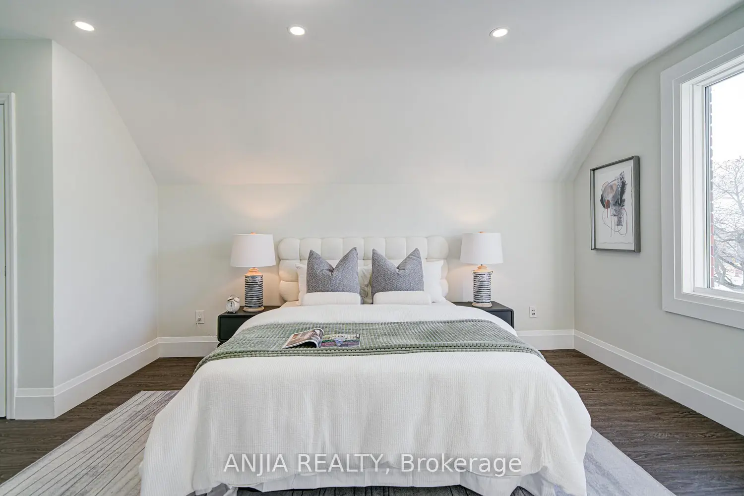 Additional image 16 of 1574 Hwy 2 Road