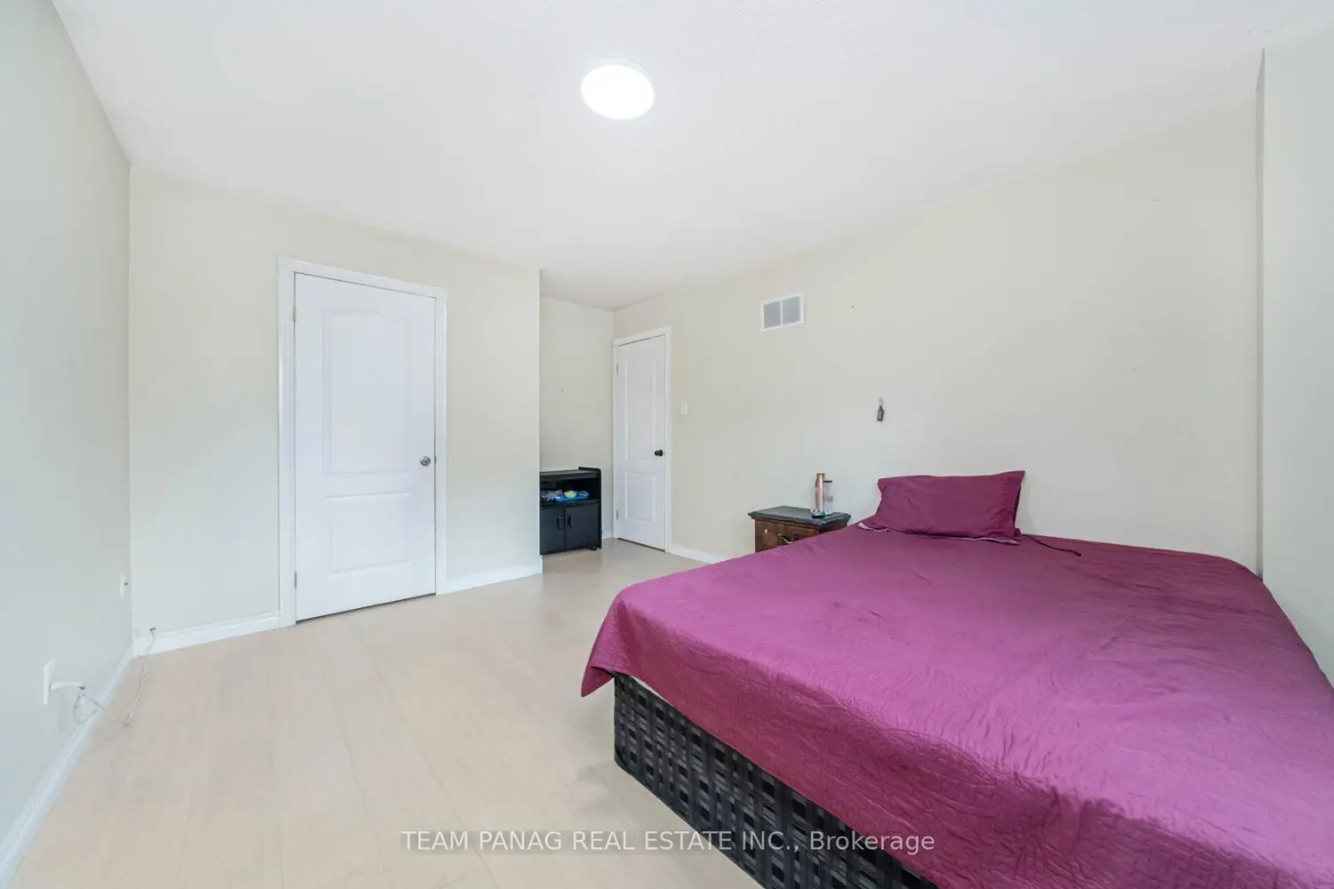 Additional image 7 of 6 Coronation Circle