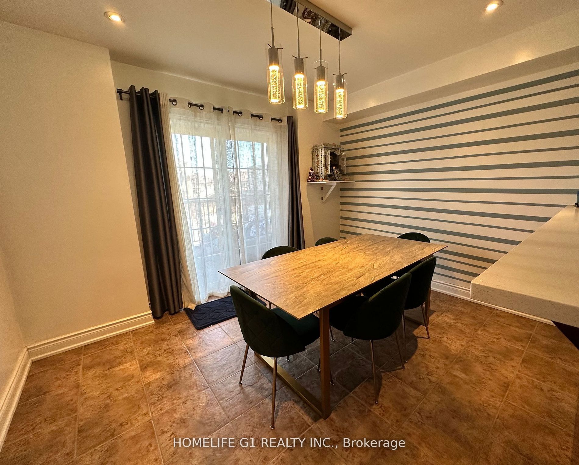 Additional image 3 of 20 Shiraz Drive, Brampton, ON, L6R 0C3