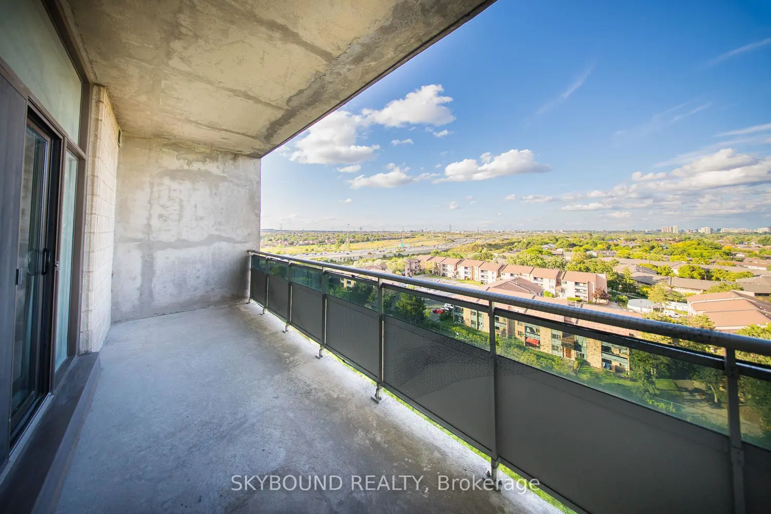 Additional image 20 of 355 Rathburn Road 1204