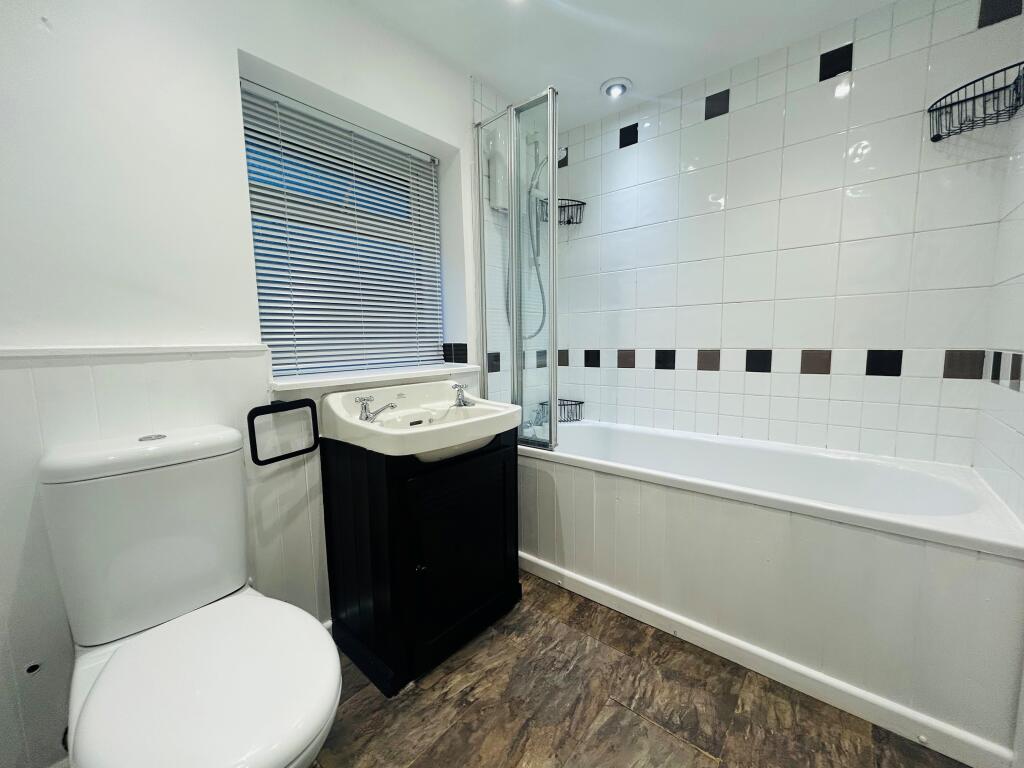 Additional image 9 of Field Lane