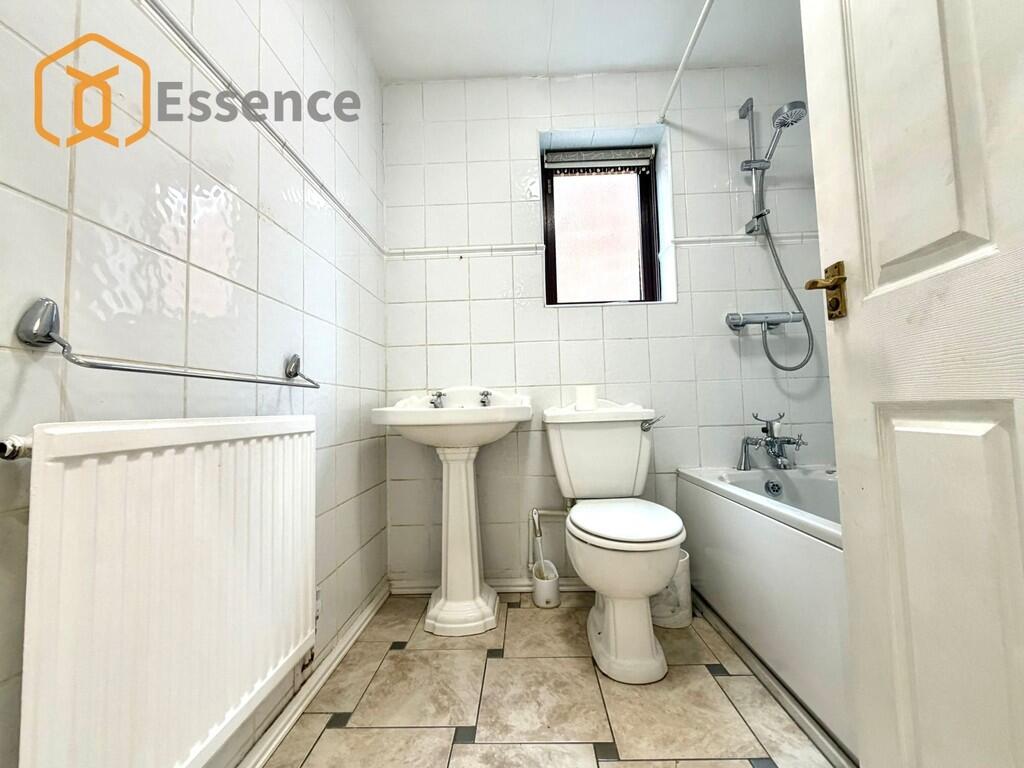 Additional image 24 of Elmfield Avenue, Walmley, B24