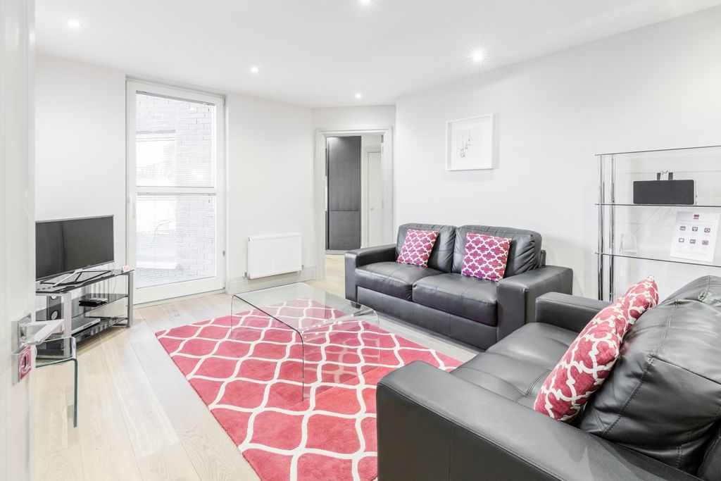 Additional image 6 of 2 bed flat to rentThe Quadrant, Richmond TW9