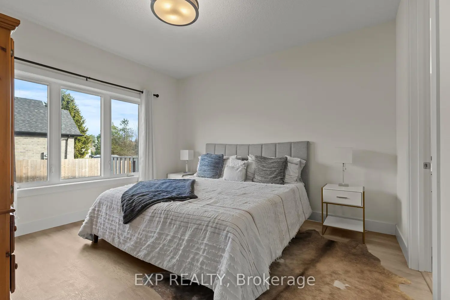 Additional image 9 of 744 Nelson Street 31