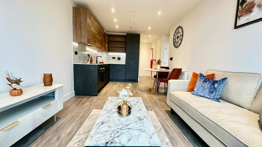 Additional image 4 of Brand New Show Home- Glasswater Locks, Birmingham, B4