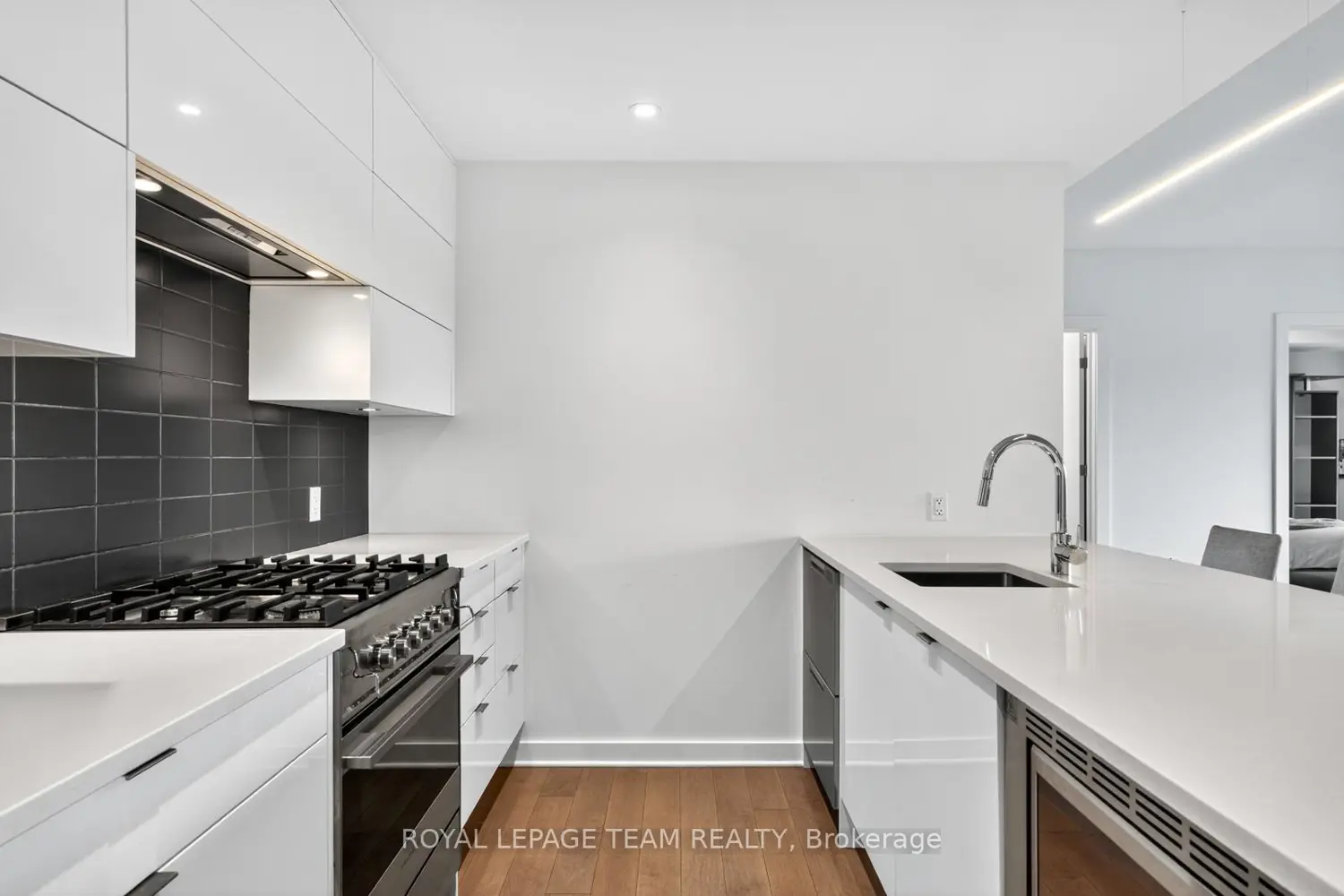 Additional image 4 of 135 Barrette Street 608