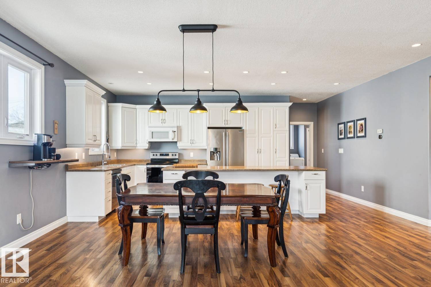 Additional image 6 of 11118 72 Avenue NW, Edmonton, AB, T6G0B2