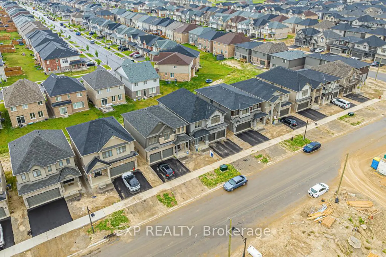 Additional image 16 of 462 Blackburn Drive