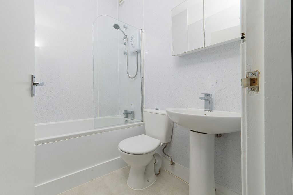 Additional image 9 of 1 bed penthouse to rentRoslin Street, Aberdeen AB24