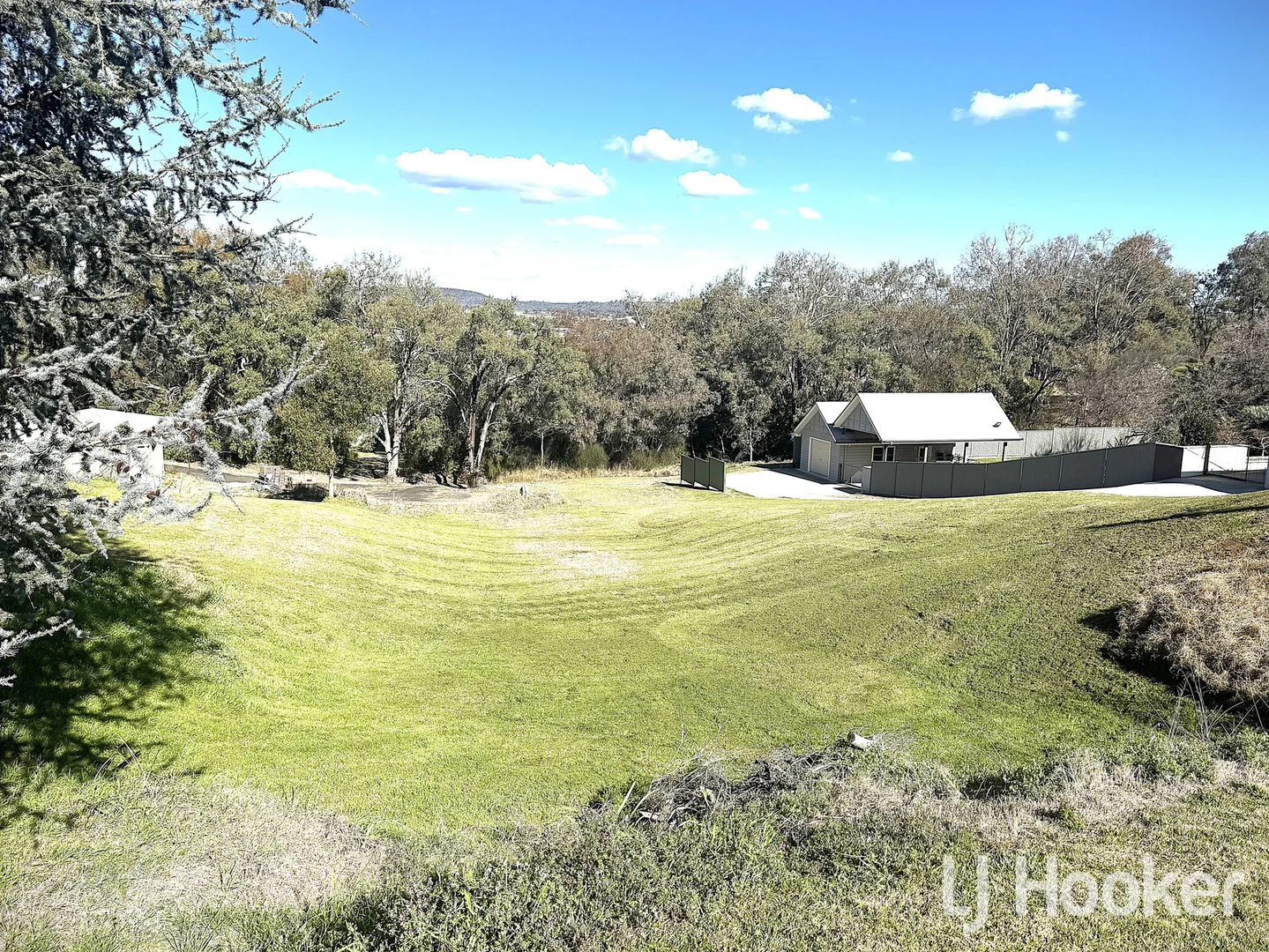 Additional image 2 of 10-12 Cloonan Terrace, Inverell NSW 2360