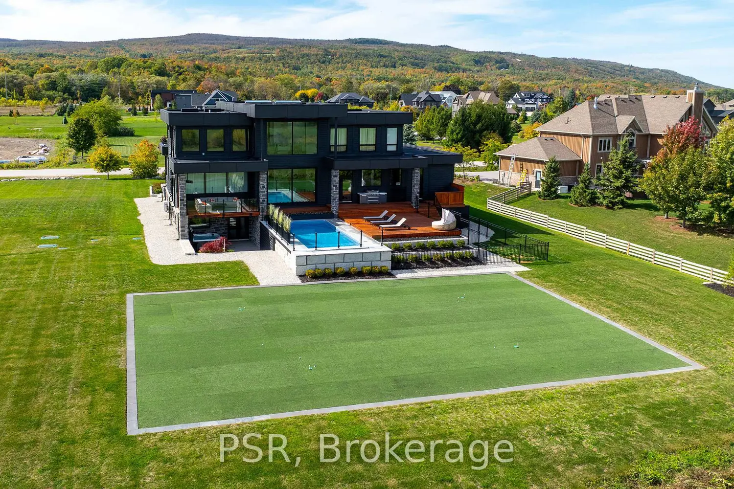 Additional image 17 of 4 Raintree Court