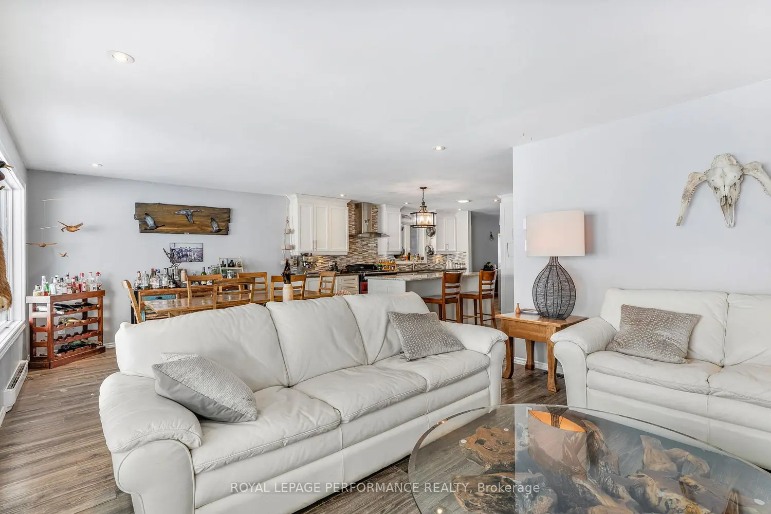 Additional image 5 of 922 Lalonde Road