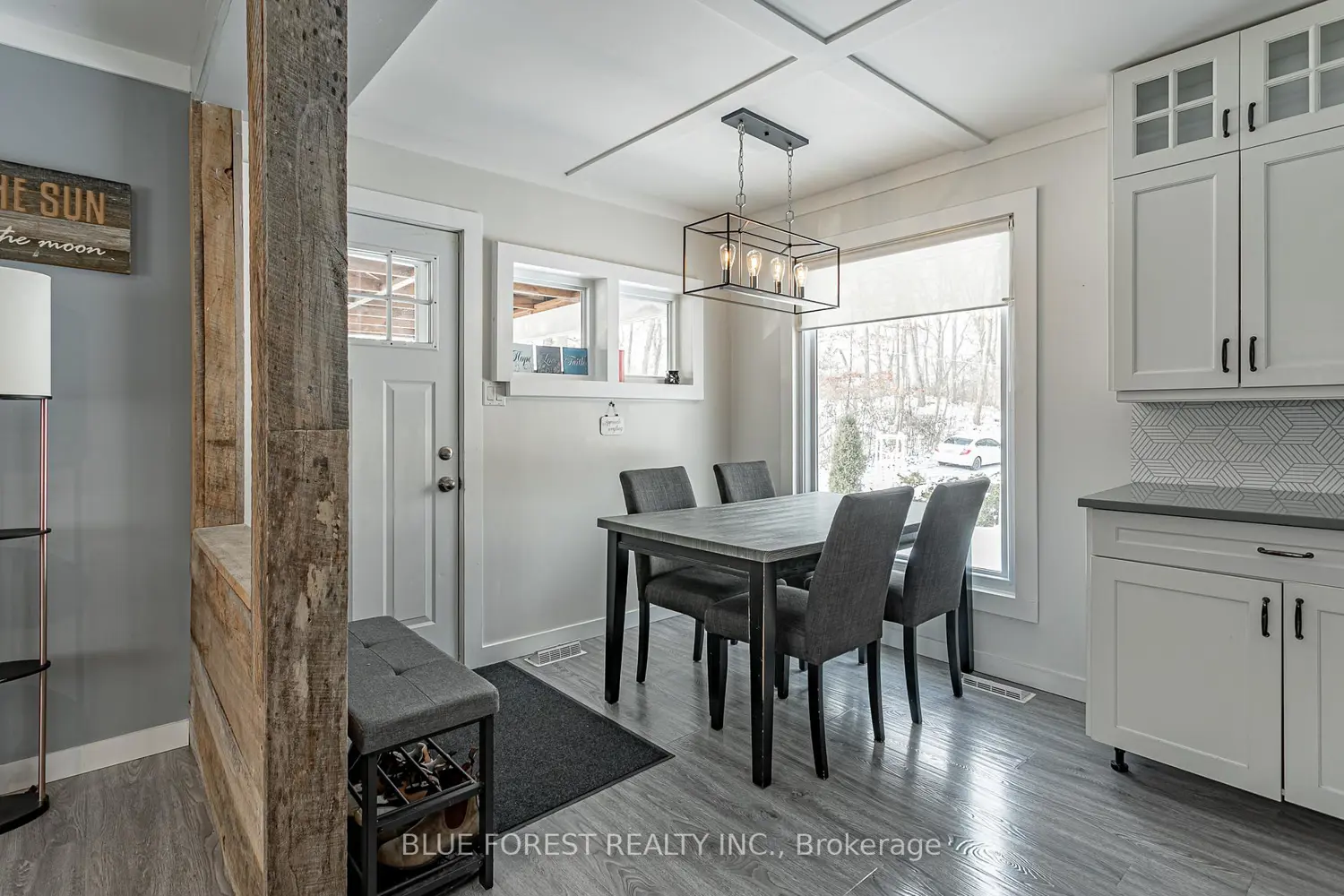 Additional image 3 of 9716 Lakeshore Road