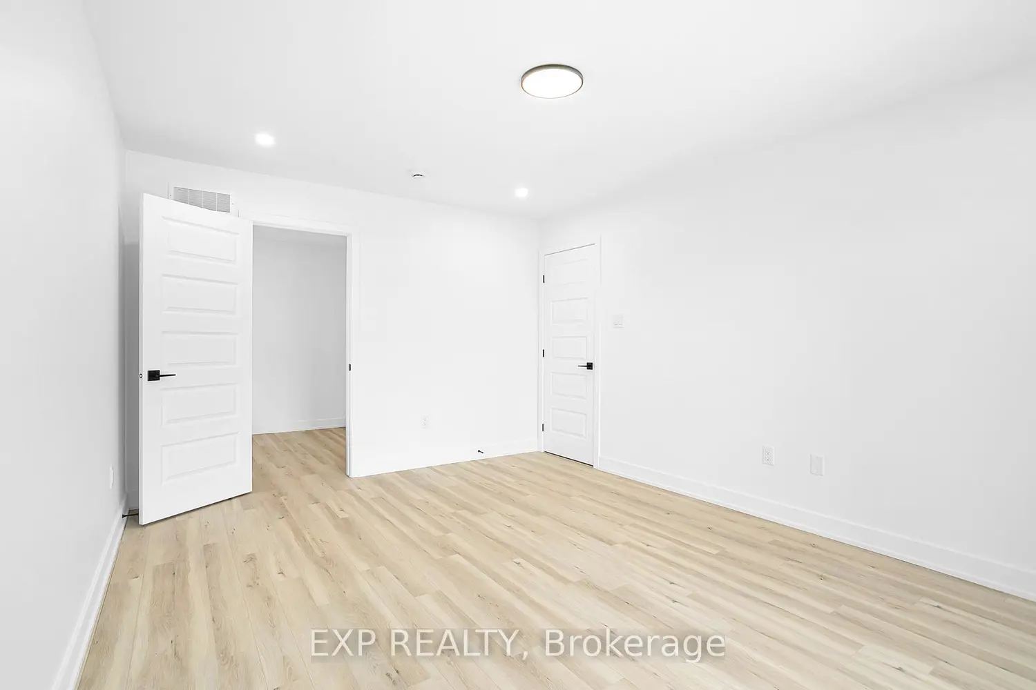 Additional image 8 of 263 Carpe Street