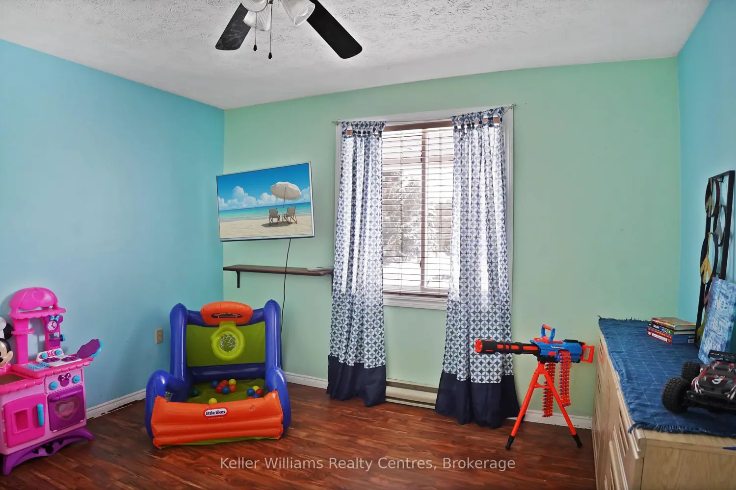 Additional image 3 of 27 Pine Tree Drive