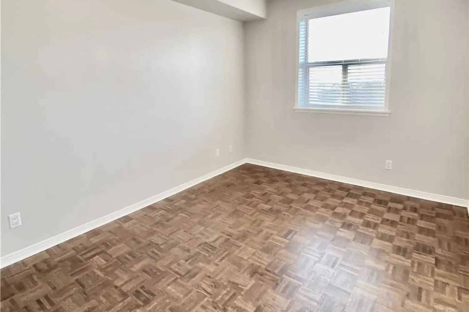 Additional image 6 of 7373 Martin Grove Road 614