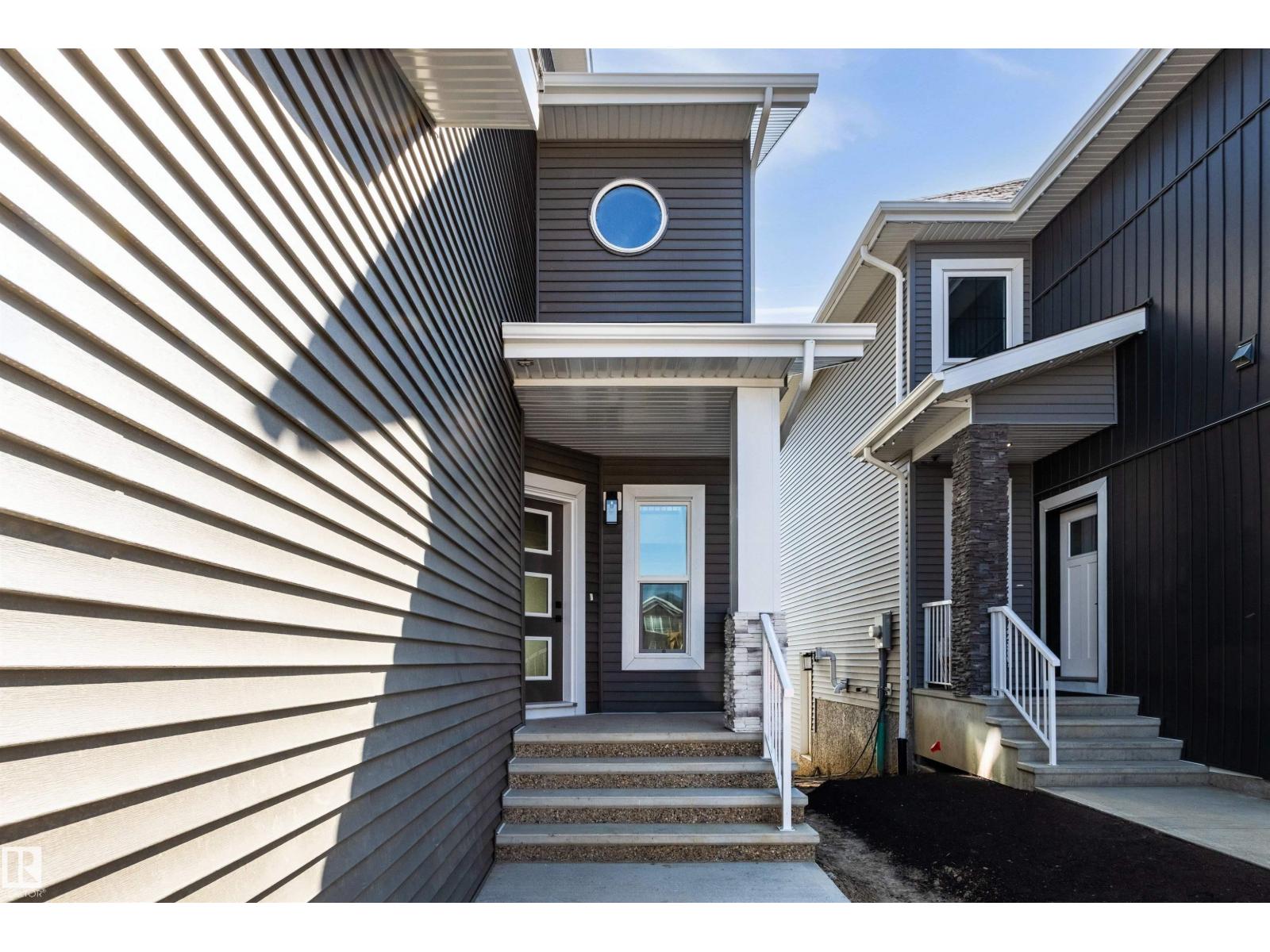Additional image 2 of 3331 Chickadee Drive NW, Edmonton, AB, T5V1R5
