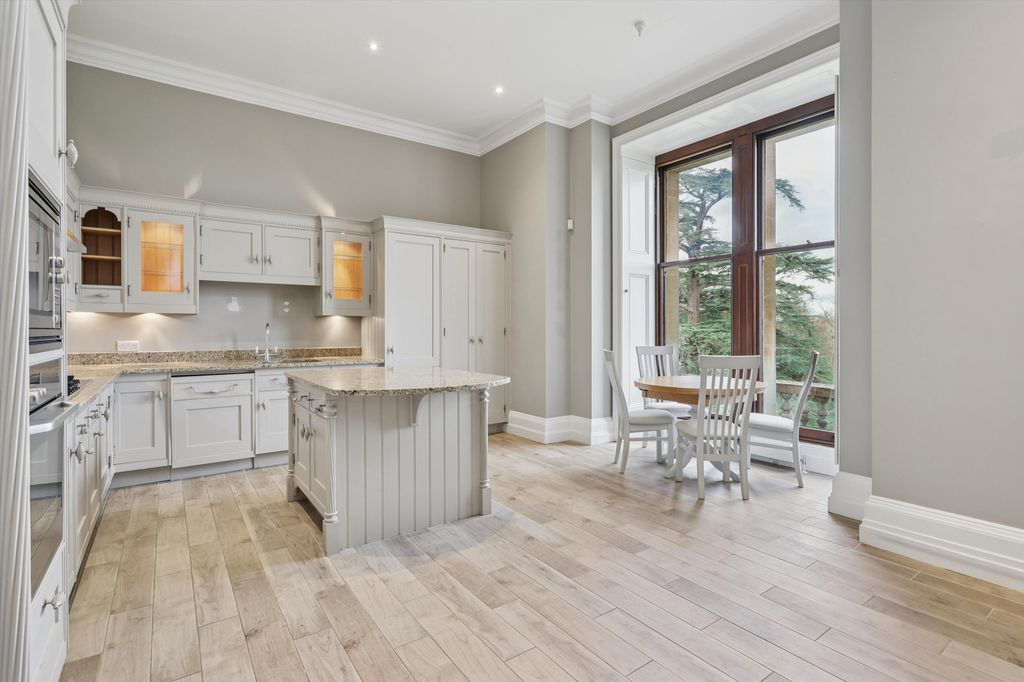Additional image 4 of 3 bed flat to rentThe Mansion, Cobham Park, Cobham, Surrey KT11