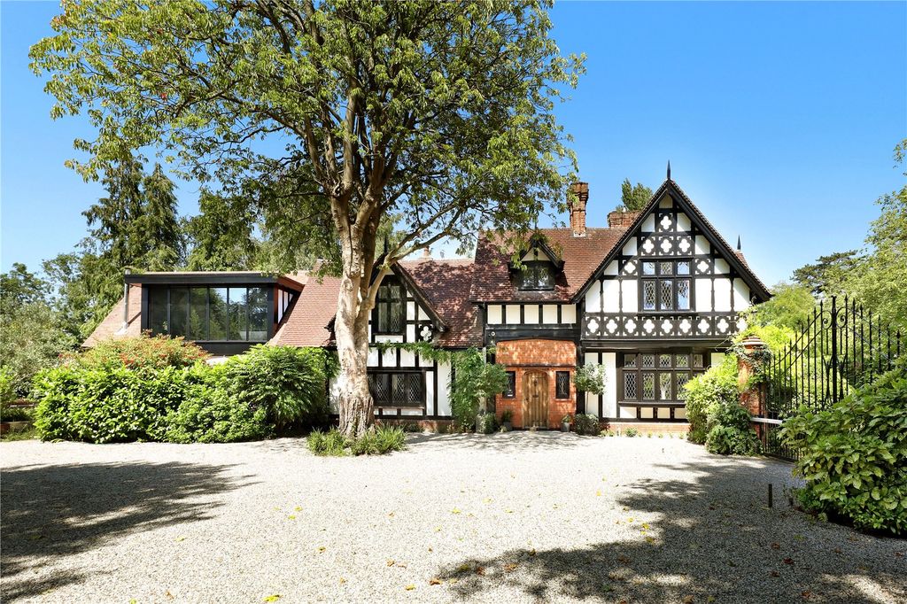 Additional image 2 of 7 bed detached house to rentRiversdale, Bourne End, Buckinghamshire SL8