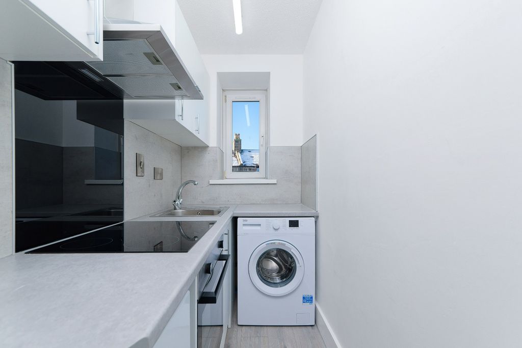 Additional image 6 of 1 bed penthouse to rentRoslin Street, Aberdeen AB24