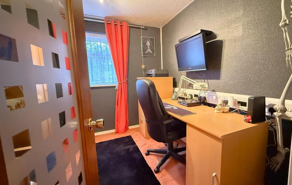 Additional image 8 of Low Thatch, Birmingham