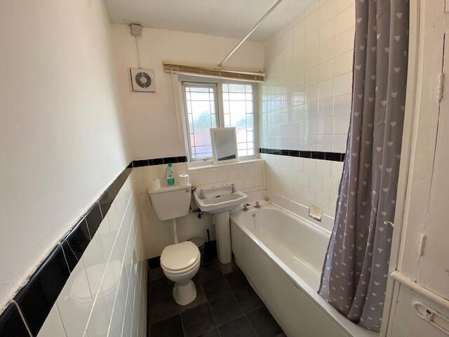 Additional image 4 of Flat 17 Weoley Court, 201 Gibbins Rd, West Midlands, B29