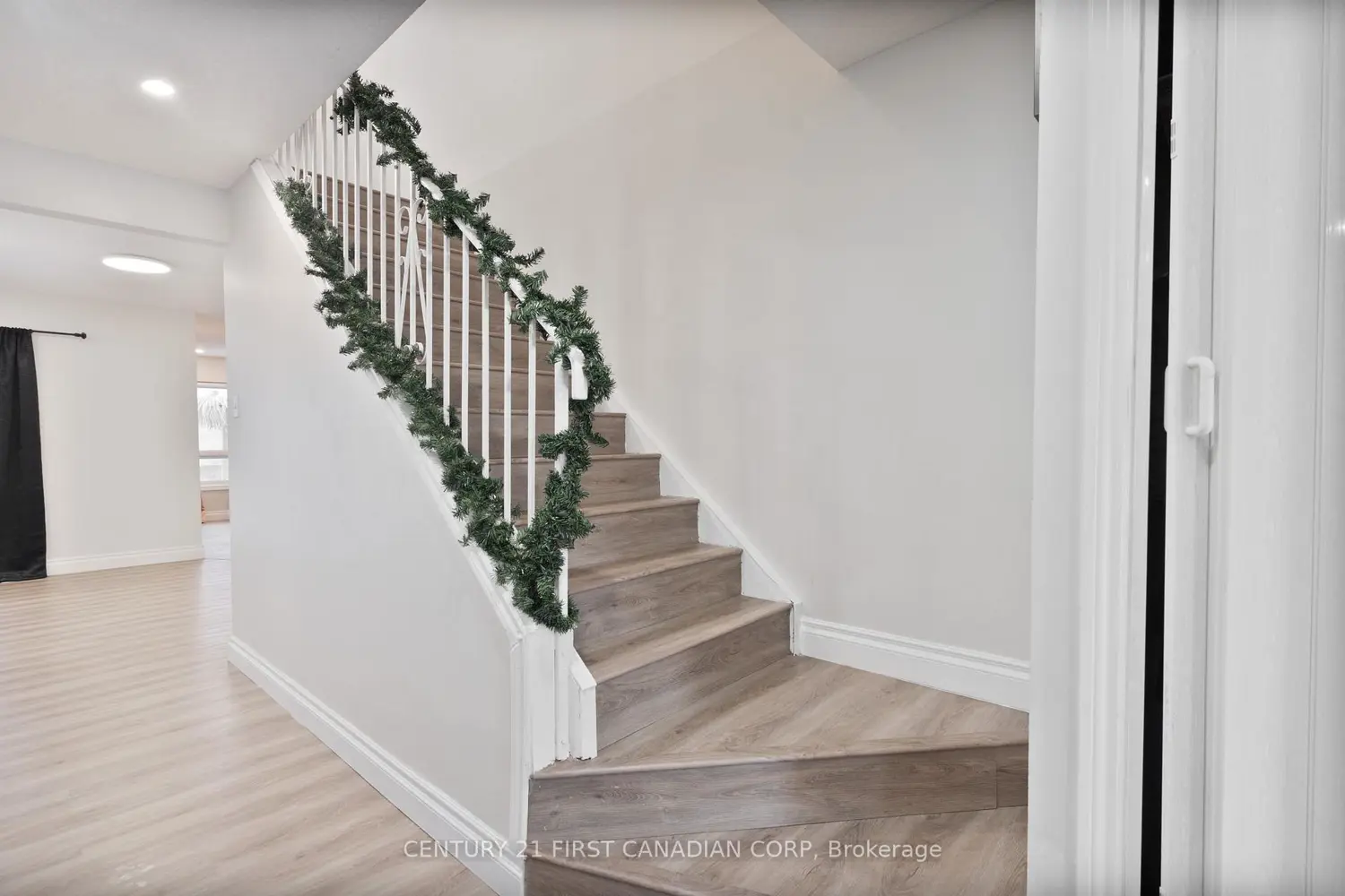 Additional image 10 of 345 Banbury Crescent