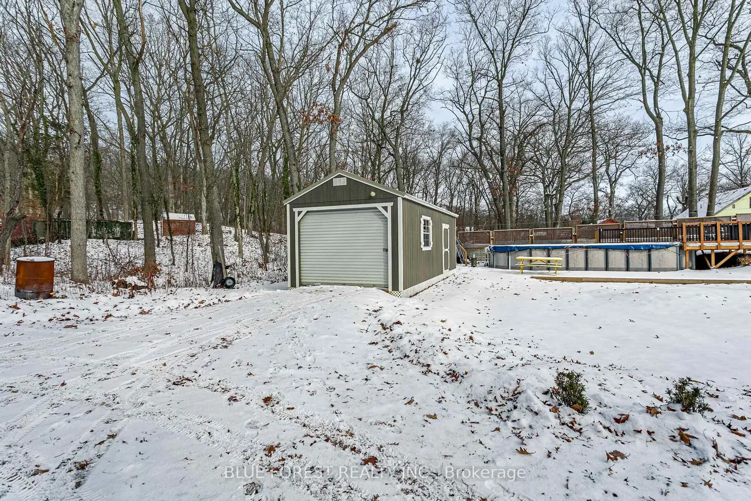 Additional image 15 of 9716 Lakeshore Road