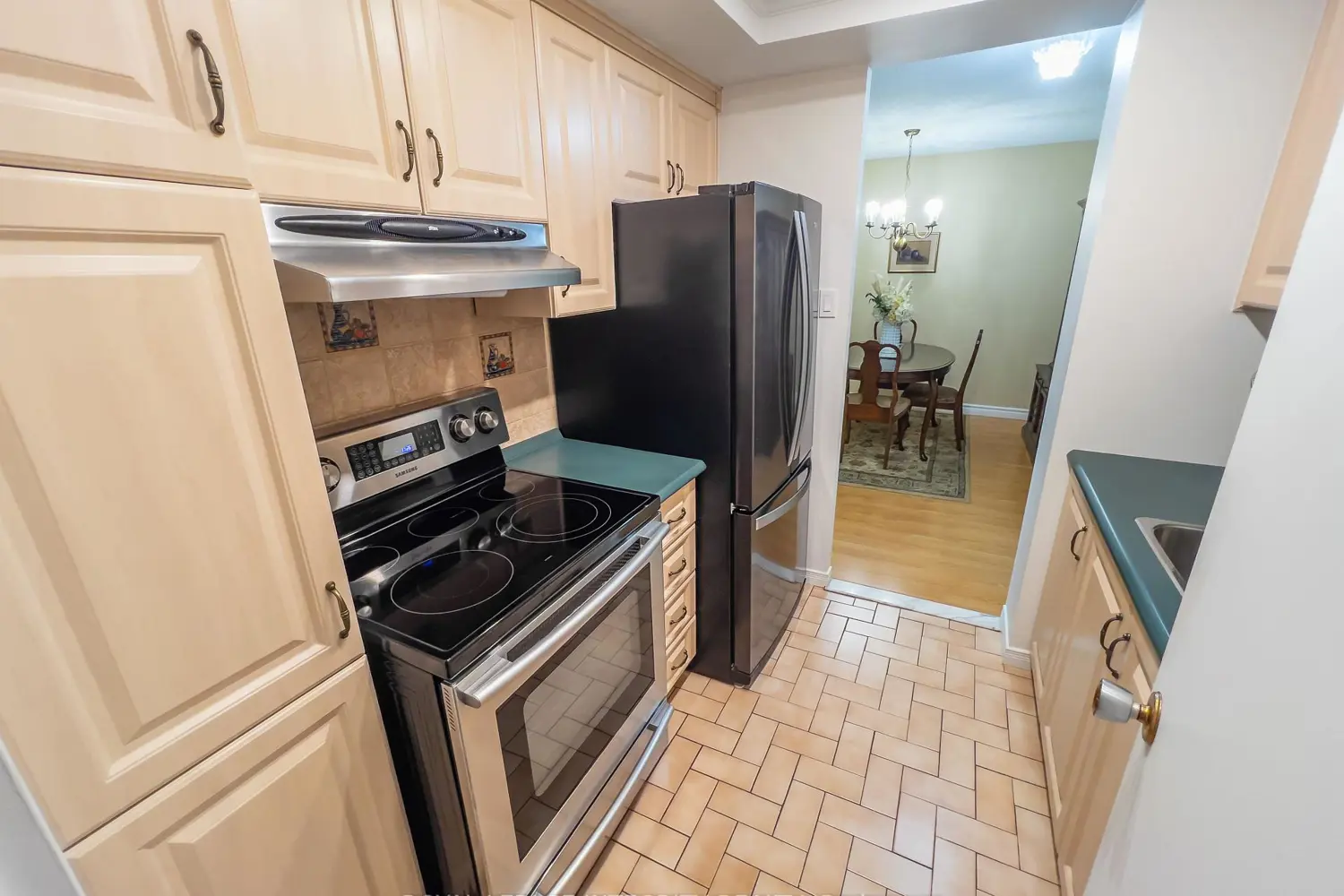 555 Brittany Drive 1008 photo 4