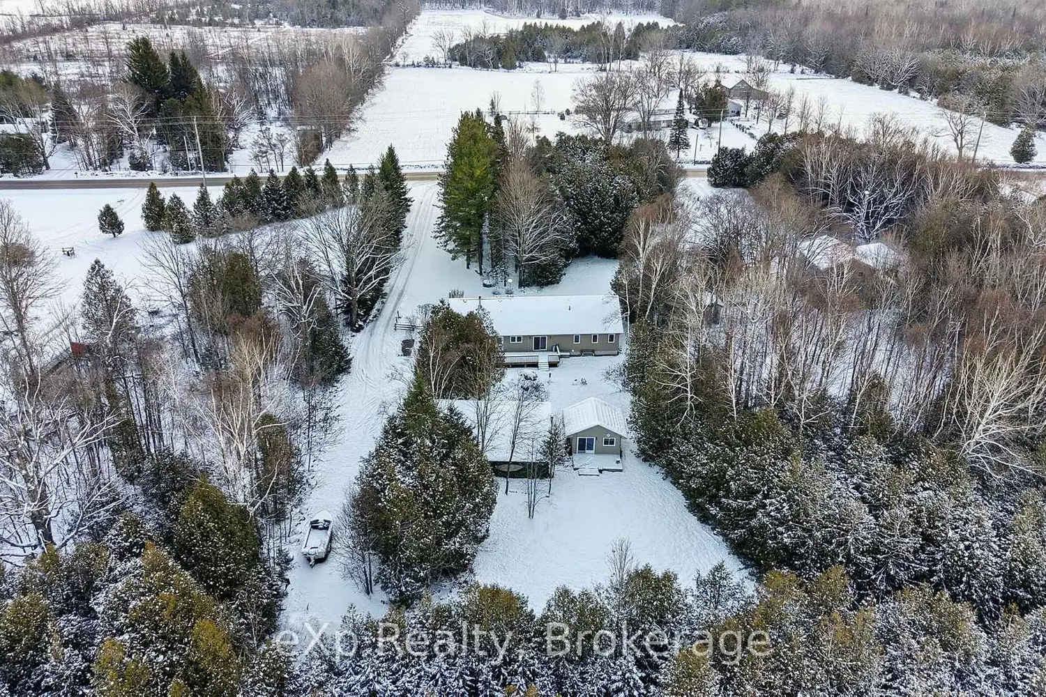 Additional image 4 of 401309 Grey Road 17 Road