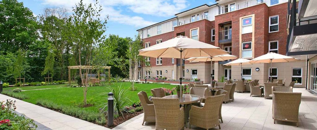 Additional image 10 of 2 bed flat to rentStation Parade, Virginia Water GU25