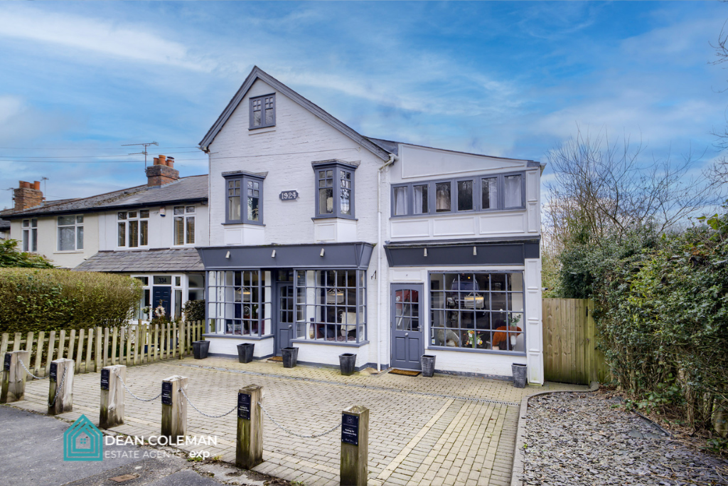 Old Birmingham Road, Lickey, B45 8ES