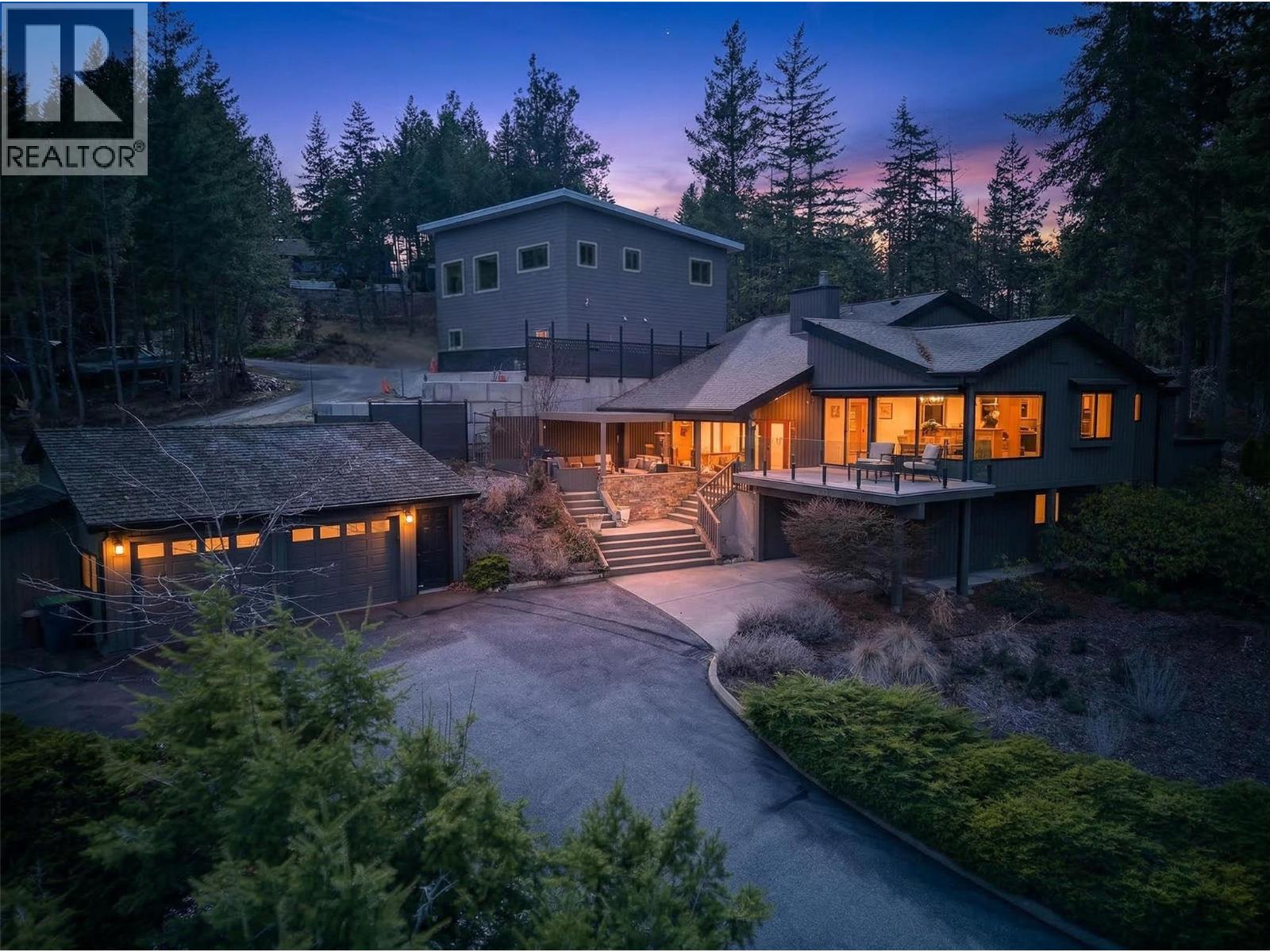 935 Lloyd Jones Drive, West Kelowna, BC, V1Z2X9