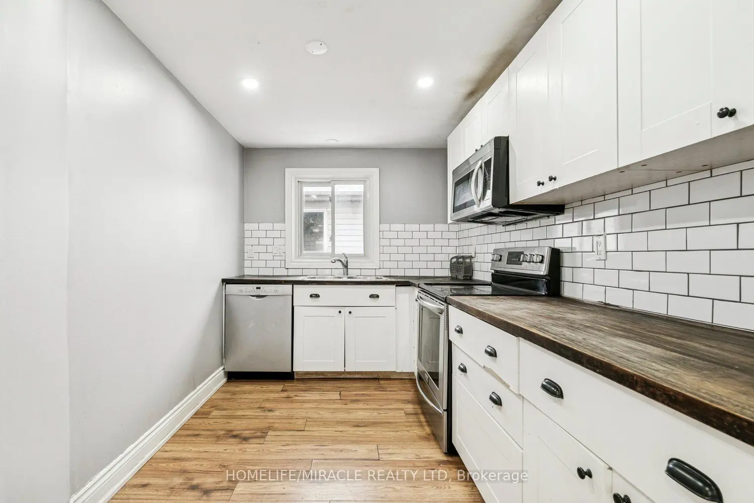 Additional image 14 of 147 Hickling Trail