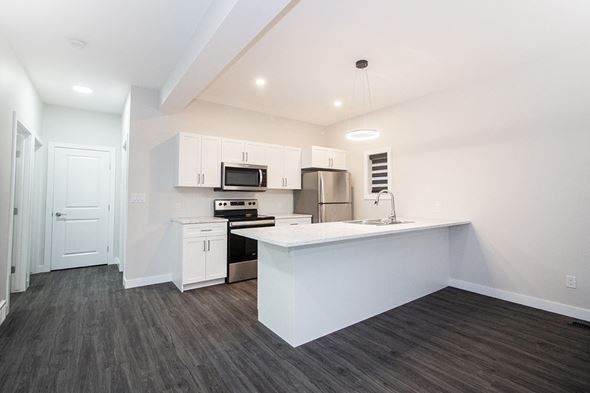 118 Lewis Street, Winnipeg, MB, R3L 1W9