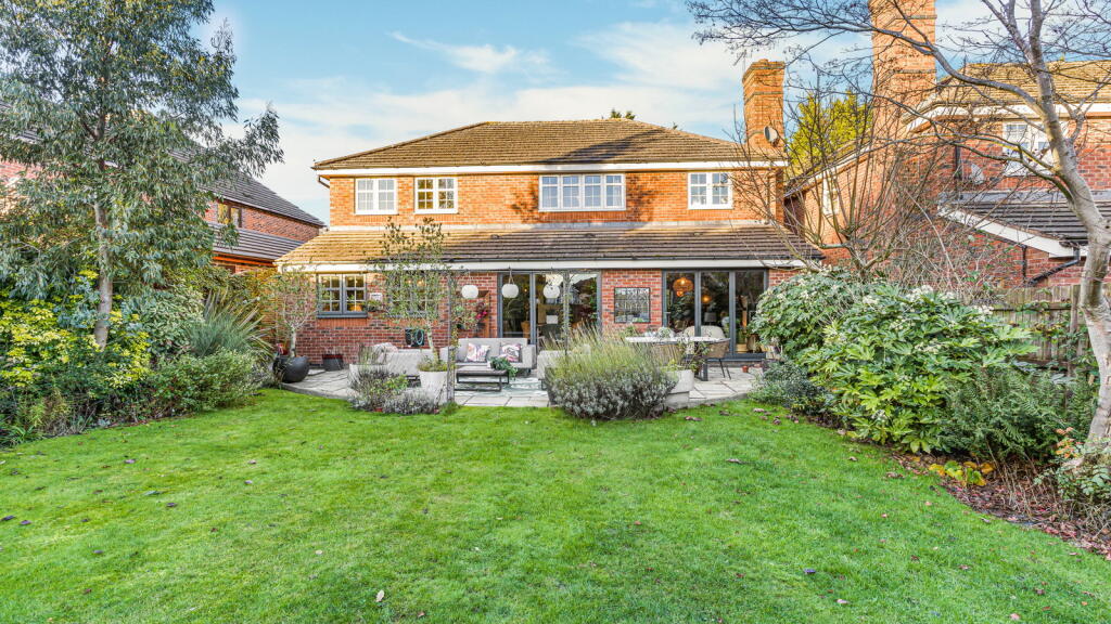 Hollywood Lane, Hollywood, Birmingham, B47 5PT